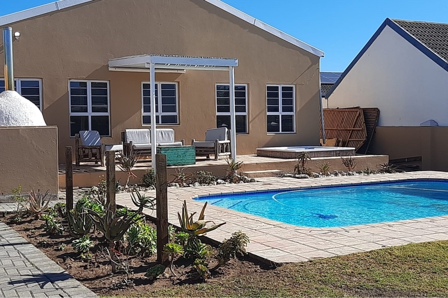 To Let 1 Bedroom Property for Rent in Country Club Western Cape